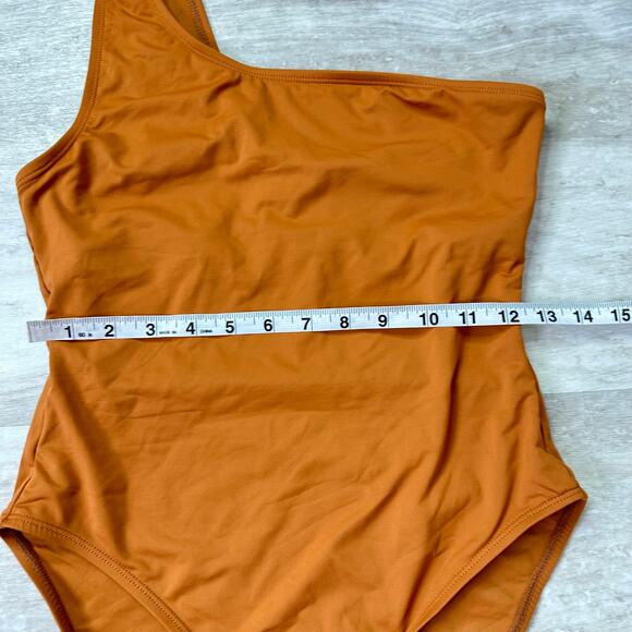 Andie The Nantucket One Piece - Picture 3 of 8